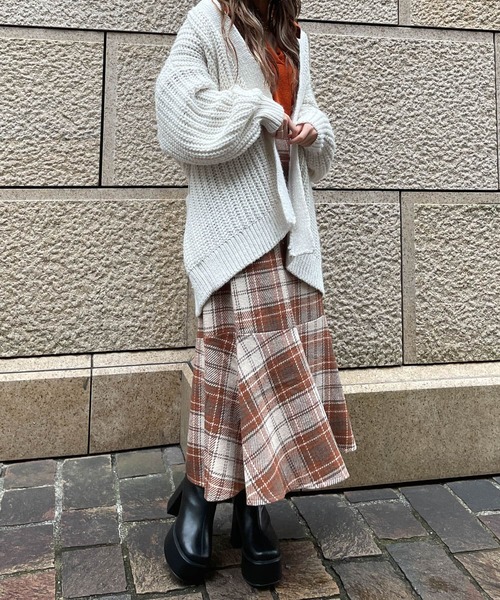 HEYUMM(ヘユム)の「チェックマーメイドスカート(スカート・レディース・ブラウン系その他/ブラック系その他/グレー系その他・ONE)」の19枚目の写真
