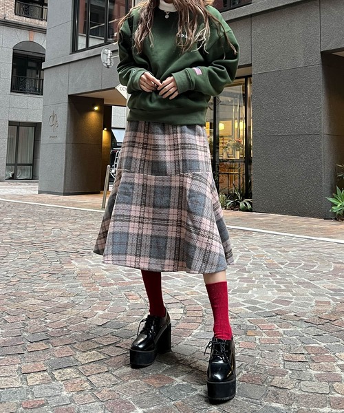 HEYUMM(ヘユム)の「チェックマーメイドスカート(スカート・レディース・ブラウン系その他/ブラック系その他/グレー系その他・ONE)」の17枚目の写真