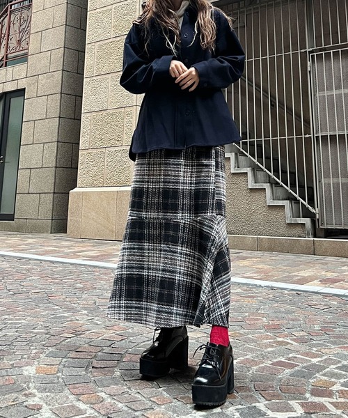 HEYUMM(ヘユム)の「チェックマーメイドスカート(スカート・レディース・ブラウン系その他/ブラック系その他/グレー系その他・ONE)」の11枚目の写真