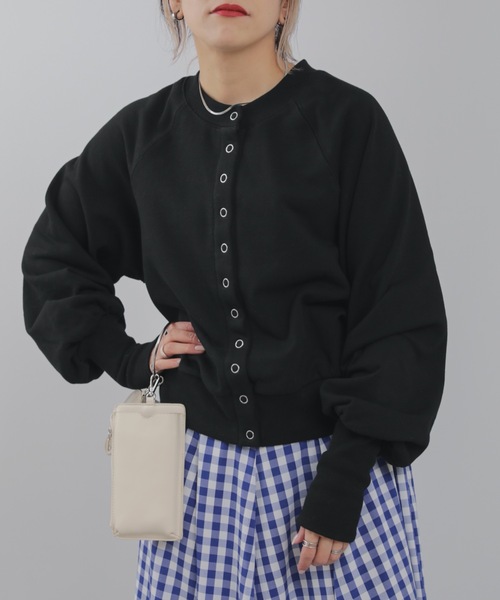 ap retro（アプレトロ）の「マルチウェイ裏毛プルオーバー　トレーナー/カーディガン（スウェット・レディース・ブラック/アイボリー/オートミール・FREE）」の19枚目の写真