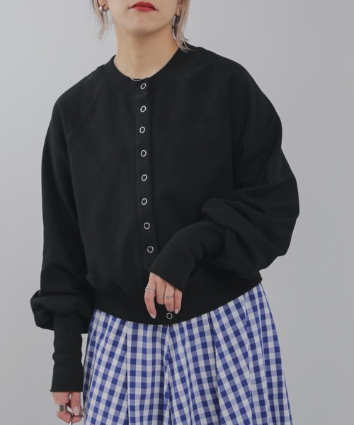 ap retro（アプレトロ）の「マルチウェイ裏毛プルオーバー　トレーナー/カーディガン（スウェット・レディース・ブラック/アイボリー/オートミール・FREE）」の16枚目の写真