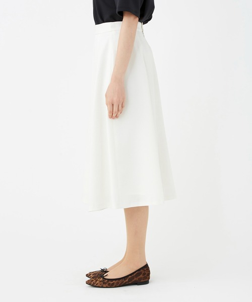 KASHIYAMA（カシヤマ）の「リネンライクポリストレッチフレアスカート（スカート・レディース・ホワイト/ナチュラル/サックスブルー・マルチサイズ）」の6枚目の写真