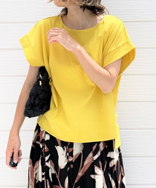 Q（キュー）の「バックタックシルケットトップス（Tシャツ/カットソー・レディース・ブラック/アイボリー/エメラルド/グレイッシュベージュ/マスタード・MEDIUM）」の5枚目の写真