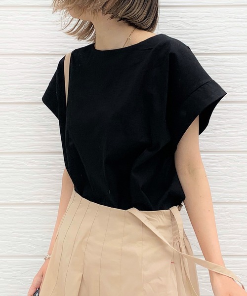 Q（キュー）の「バックタックシルケットトップス（Tシャツ/カットソー・レディース・ブラック/アイボリー/エメラルド/グレイッシュベージュ/マスタード・MEDIUM）」の6枚目の写真