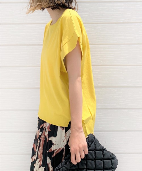 Q（キュー）の「バックタックシルケットトップス（Tシャツ/カットソー・レディース・ブラック/アイボリー/エメラルド/グレイッシュベージュ/マスタード・MEDIUM）」の11枚目の写真