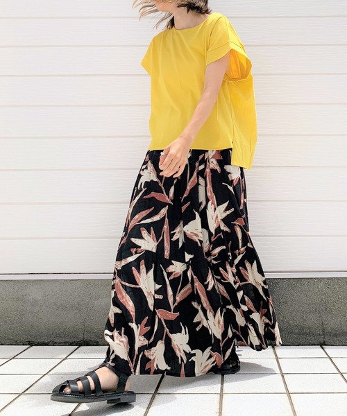 Q（キュー）の「バックタックシルケットトップス（Tシャツ/カットソー・レディース・ブラック/アイボリー/エメラルド/グレイッシュベージュ/マスタード・MEDIUM）」の16枚目の写真