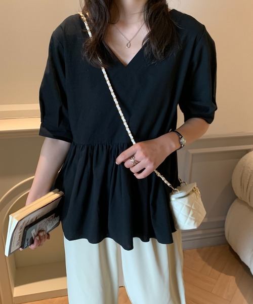 Diosfront(ディオスフロント)の「ペプラム切替Vネックチュニックブラウス(シャツ/ブラウス・レディース・ホワイト/ブラック/パープル/サックスブルー/イエロー・FREE)」の19枚目の写真