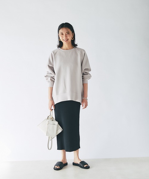 RIVE DROITE(リヴドロワ)の「ダンボールオーバーカットソー(スウェット・レディース・ベージュ/グレイッシュベージュ/グリーン・FREE)」の17枚目の写真