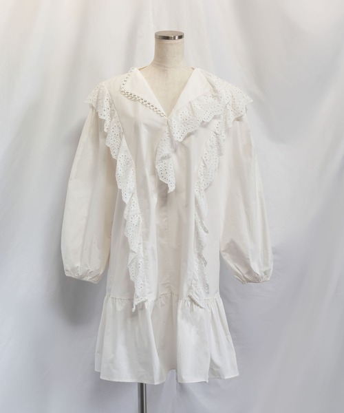 me+em select（ミームセレクト）の「レースフリル切替ボリュームコットンワンピース（チュニック・レディース・ホワイト/ベージュ/ブルー・FREE/ONESIZE）」の19枚目の写真