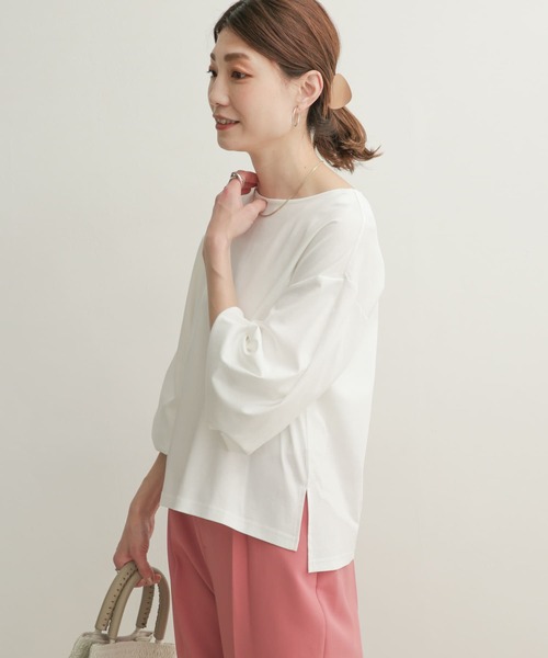 URBAN RESEARCH DOORS（アーバンリサーチドアーズ）の「タックスリーブボートネック（Tシャツ/カットソー・レディース・ブラック/オフホワイト/ライトカーキ・1）」の17枚目の写真