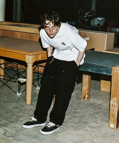 MANASTASH（マナスタッシュ）の「【直営店限定】MANASTASH N.A.U/マナスタッシュエヌエーユー　GANG LOGO TEE ギャングロゴティー（Tシャツ/カットソー・メンズ・ホワイト/ブラック/バーガンディー・MEDIUM/LARGE/X-LARGE）」の6枚目の写真