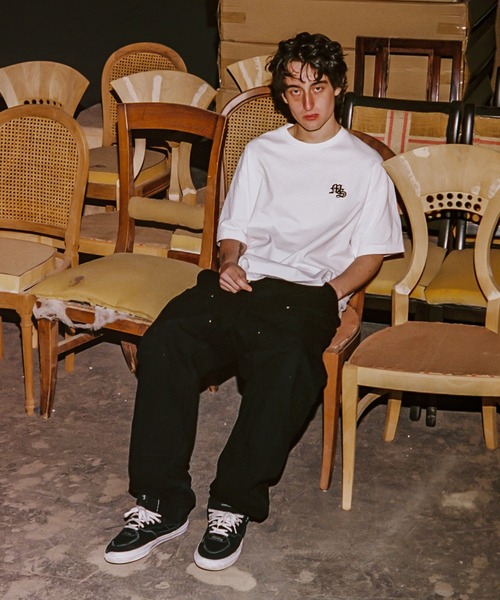 MANASTASH（マナスタッシュ）の「【直営店限定】MANASTASH N.A.U/マナスタッシュエヌエーユー　GANG LOGO TEE ギャングロゴティー（Tシャツ/カットソー・メンズ・ホワイト/ブラック/バーガンディー・MEDIUM/LARGE/X-LARGE）」の11枚目の写真