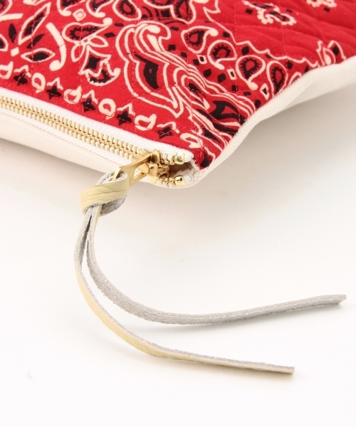 Ray BEAMS（レイビームス）の「MASACA / バンダナ クラッチバッグ（クラッチバッグ・レディース・レッド/ネイビー・ONE SIZE）」の9枚目の写真