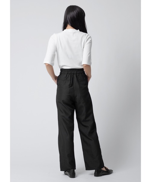 Adoon plain(アドーンプレーン)の「ネックスリットトップス(Tシャツ/カットソー・レディース・ブラック/ホワイト/ボルドー・FREE)」の8枚目の写真