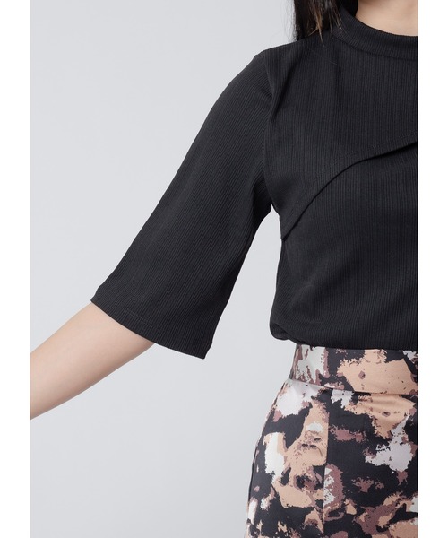 Adoon plain(アドーンプレーン)の「ネックスリットトップス(Tシャツ/カットソー・レディース・ブラック/ホワイト/ボルドー・FREE)」の22枚目の写真