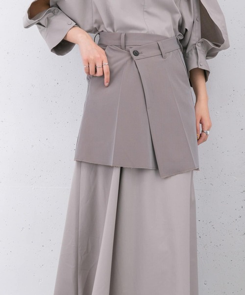 KBF(ケイビーエフ)の「リメイクラップミニスカート(スカート・レディース・グレー/ブラウン・ONE)」の1枚目の写真