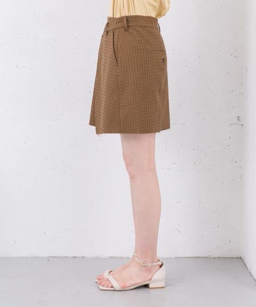 KBF(ケイビーエフ)の「リメイクラップミニスカート(スカート・レディース・グレー/ブラウン・ONE)」の15枚目の写真