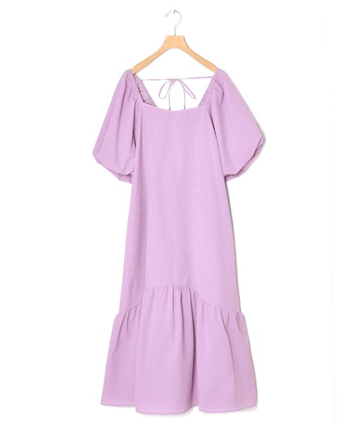 w closet(ダブルクローゼット)の「スクエアネックバルーン袖ティアードワンピース(ワンピース・レディース・ラベンダー/ライトベージュ・FREE)」の5枚目の写真