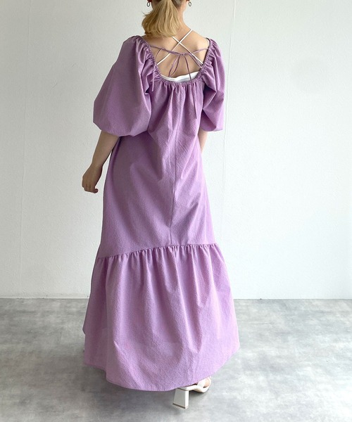 w closet(ダブルクローゼット)の「スクエアネックバルーン袖ティアードワンピース(ワンピース・レディース・ラベンダー/ライトベージュ・FREE)」の22枚目の写真