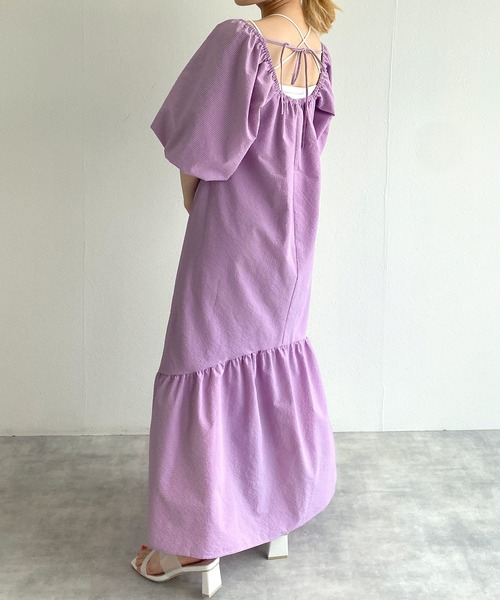 w closet(ダブルクローゼット)の「スクエアネックバルーン袖ティアードワンピース(ワンピース・レディース・ラベンダー/ライトベージュ・FREE)」の20枚目の写真