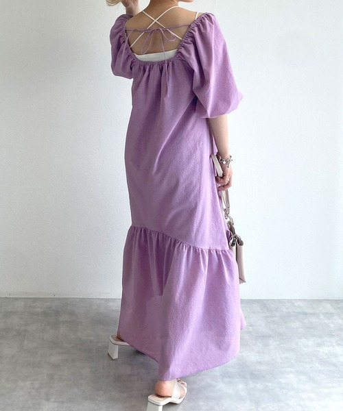 w closet(ダブルクローゼット)の「スクエアネックバルーン袖ティアードワンピース(ワンピース・レディース・ラベンダー/ライトベージュ・FREE)」の14枚目の写真