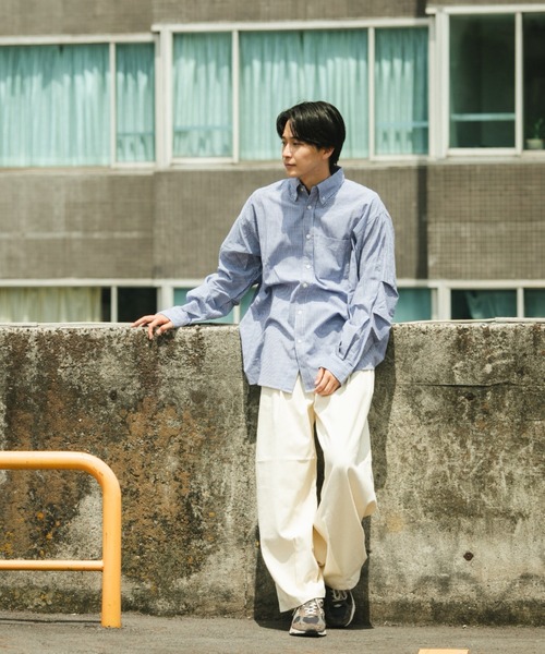 BROKEN BASE（ブロークンベース）の「ビッグシルエット袖タックシャツ（シャツ/ブラウス・メンズ・ストライプ/サックスブルー/ホワイト・MEDIUM/LARGE）」の19枚目の写真