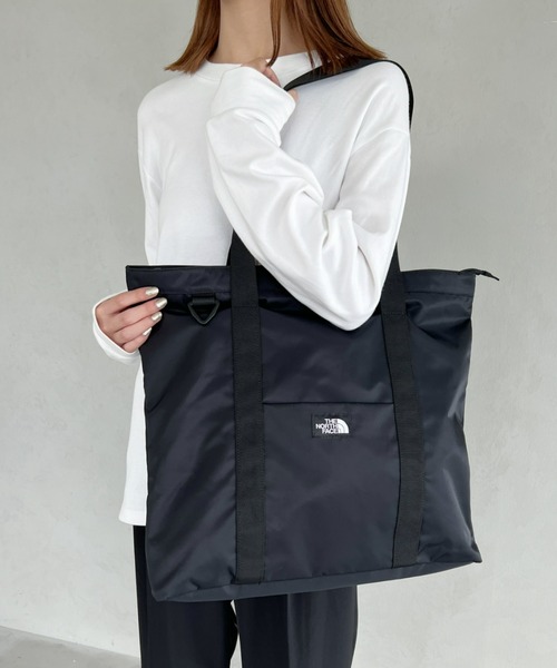 THE NORTH FACE（ザノースフェイス）の「THE NORTH FACE(ザ・ノースフェイス)/SOFT SHOULDER BAG/ソフトショルダーバッグ/NN2PN55（トートバッグ・レディース・ブラック/アイボリー/チャコールグレー・FREE）」の21枚目の写真
