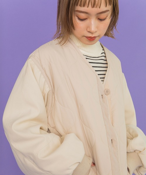 w closet（ダブルクローゼット）の「ひょうたんキルティングコート（ミリタリージャケット・レディース・ライトカーキ/アイボリー/ブラック・FREE）」の7枚目の写真