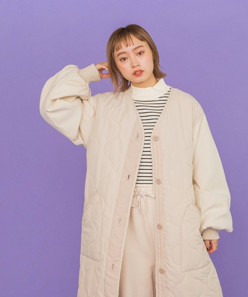 w closet（ダブルクローゼット）の「ひょうたんキルティングコート（ミリタリージャケット・レディース・ライトカーキ/アイボリー/ブラック・FREE）」の12枚目の写真
