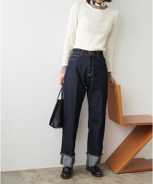 Chaco closet(チャコ クローゼット)の「ターンバックセンタープレスストレートデニムパンツ(デニムパンツ・レディース・ブラック/インディゴブルー/ブルー/チャコール・S/M/L)」の13枚目の写真