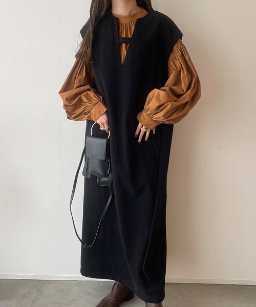 ウエストマークVネックロングベストワンピース