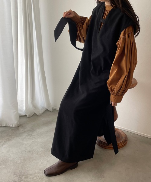 ウエストマークVネックロングベストワンピース
