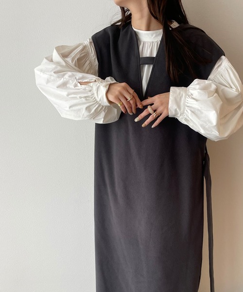 ウエストマークVネックロングベストワンピース