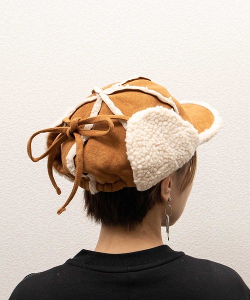 ALTROSE（アルトローズ）の「キャップ [ムートン風フライト]（キャップ・レディース・ブラック/ベージュ/ブラウン/キャメル・FREE）」の19枚目の写真