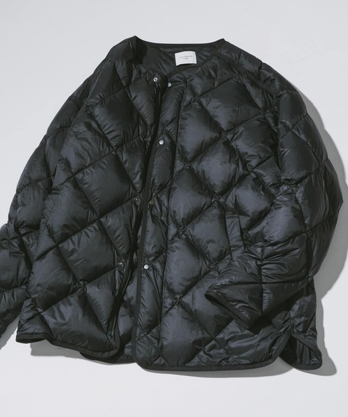 URBAN RESEARCH DOORS（アーバンリサーチドアーズ）の「『WEB限定』ライトダウン キルトショートジャケット（ダウンジャケット/コート・メンズ・ブラック/カーキ/ライトベージュ・MEDIUM/LARGE）」の2枚目の写真