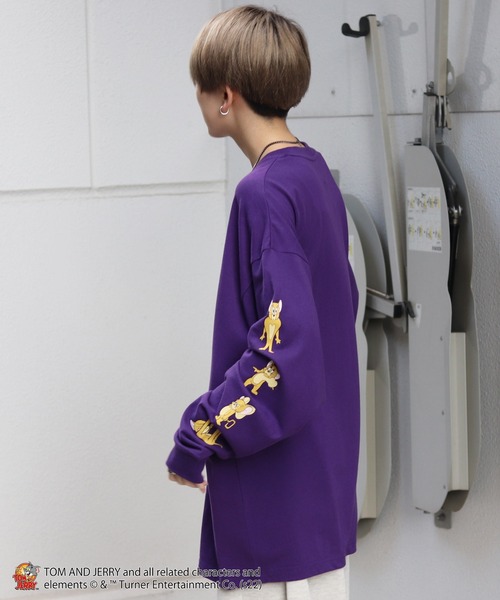 Tom&Jerry(トムアンドジェリー)の「【TOM&JERRY / トムとジェリー】バックプリント / 袖プリント ビッグシルエットロゴロンT(Tシャツ/カットソー・メンズ・グリーン/ホワイト系その他/パープル系その他/ブラック/ホワイト/グレー系その他・L/M)」の16枚目の写真