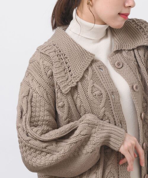 rps(アールピーエス)の「衿付きケーブルニットカーディガン(カーディガン/ボレロ・レディース・ベージュ系その他/パープル/カーキ/ベージュ/グリーン/アイボリー・フリー)」の18枚目の写真