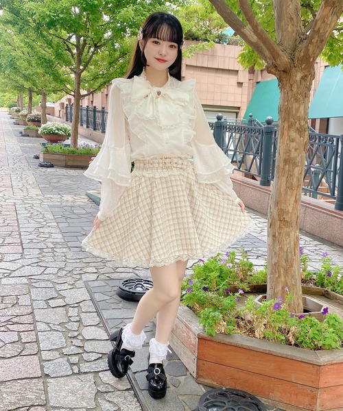ROJITA(ロジータ)の「ラッフルスリーブドビードットブラウス(シャツ/ブラウス・レディース・ホワイト/ブラック/ピンク・FREE)」の11枚目の写真