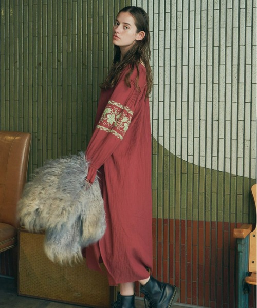 Unitage（ユニテージ）の「ぶどう刺繍ワンピース（ワンピース・レディース・ボルドー/ベージュ・FREE）」の15枚目の写真