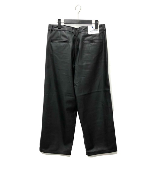 London Denim(ロンドンデニム)の「Highクオリティー フェイクレザー / テーパード ルーズ ワイドパンツ(スラックス・メンズ・ブラック・46/48/50/52)」の2枚目の写真