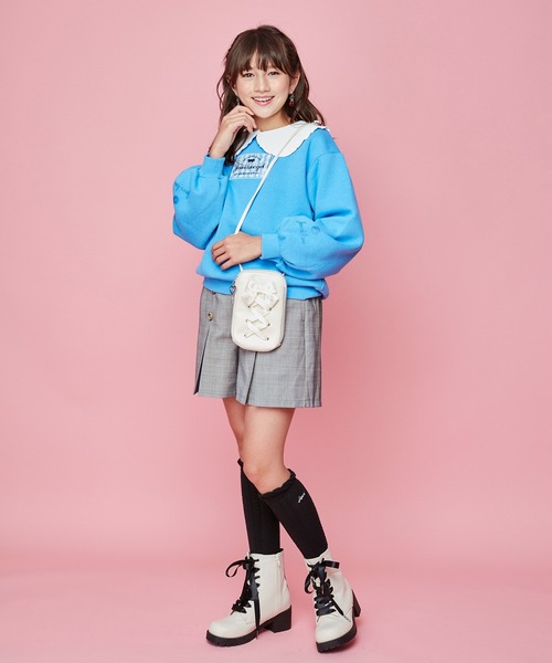 JENNI love（ジェニィラブ）の「裏起毛レースワッペントレーナー（スウェット・キッズ・ラベンダー/ブラック/ブルー・130cm/140cm/150cm/160cm）」の4枚目の写真