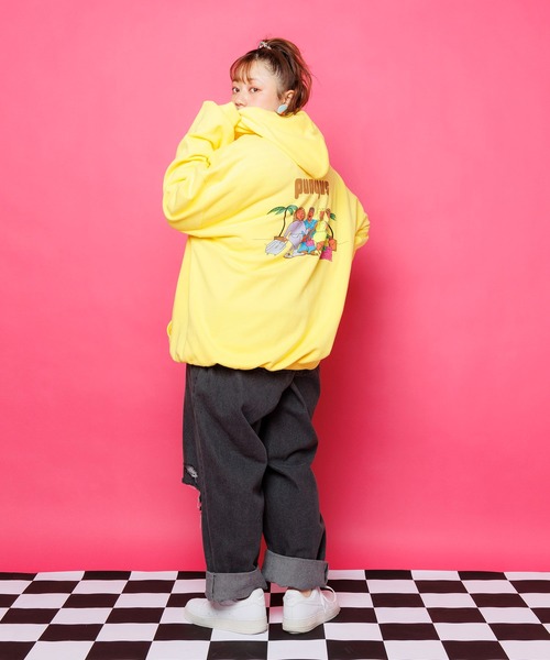 PUNYUS（プニュズ）の「VACATIONパーカー（パーカー・レディース・ブラック/イエロー/杢グレー・3/4）」の5枚目の写真