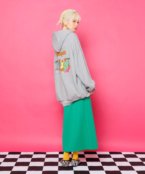 PUNYUS（プニュズ）の「VACATIONパーカー（パーカー・レディース・ブラック/イエロー/杢グレー・3/4）」の11枚目の写真