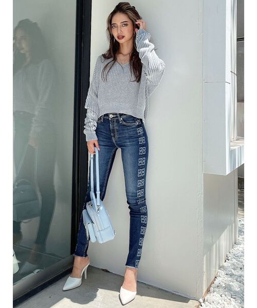 GYDA（ジェイダ）の「Vネックショートブリーチニットトップス（ニット/セーター・レディース・ライトブルー/ベージュ/ピンク・FREE）」の4枚目の写真
