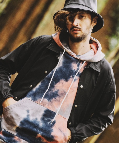 NO ID.（ノーアイディ）の「【NO ID.】Synthetic Leather Big Coach Jacket / シンセティック レザー ビッグ コーチ ジャケット（ナイロンジャケット・メンズ・ベージュ/ブラック/カーキ・ONE SIZE）」の2枚目の写真