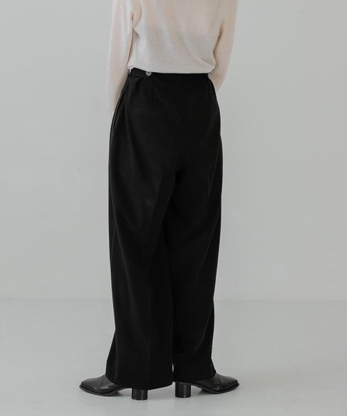 KBF（ケイビーエフ）の「ダブルタックワイドパンツ（その他パンツ・レディース・ブラック/レッド/グリーン・ONE）」の14枚目の写真