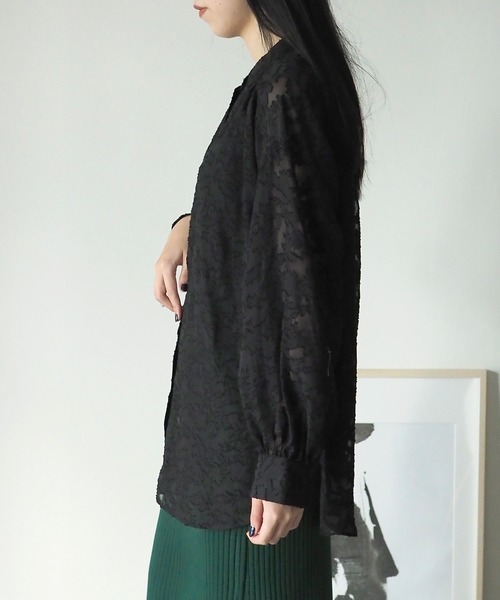 Riberry（リベリー）の「花柄シアージャガードブラウス（シャツ/ブラウス・レディース・ブラック/アイボリー・FREE）」の3枚目の写真