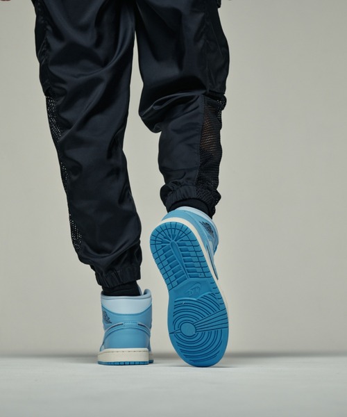 JORDAN BRAND(ジョーダンブランド)の「エア ジョーダン 1 Mid SE ウィメンズシューズ / Air Jordan 1 Mid SE Women's Shoes(スニーカー・レディース・ブルー系その他・22.5/24.5/26.5/24/26/25.5/23/25/23.5/22/28)」の16枚目の写真