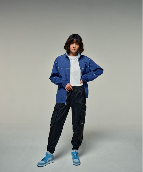 JORDAN BRAND(ジョーダンブランド)の「エア ジョーダン 1 Mid SE ウィメンズシューズ / Air Jordan 1 Mid SE Women's Shoes(スニーカー・レディース・ブルー系その他・22.5/24.5/26.5/24/26/25.5/23/25/23.5/22/28)」の12枚目の写真