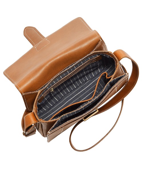 FOSSIL(フォッシル)の「フォッシル 斜めがけバッグ レディース レザー コニャック スマホ収納可 ZB1821222(メッセンジャーバッグ・レディース・レンガ・FREE)」の2枚目の写真